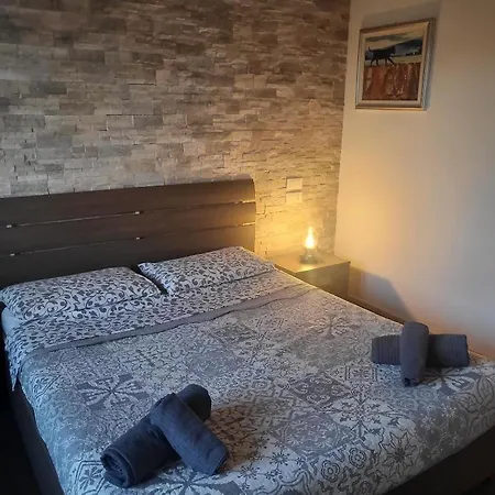 Tilly Aparthotel Trarivi